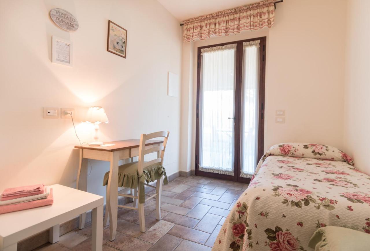 Bed and Breakfast Rosa Di Assisi Bastia Umbra Exterior foto